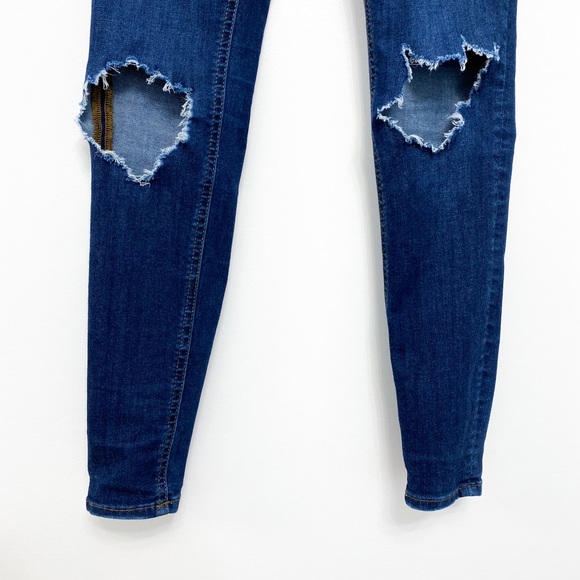 Free People Busted Knee Jeans - Picture 4 of 7